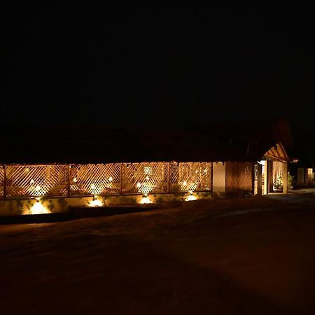 Отель The Hampi Cafe Экстерьер фото