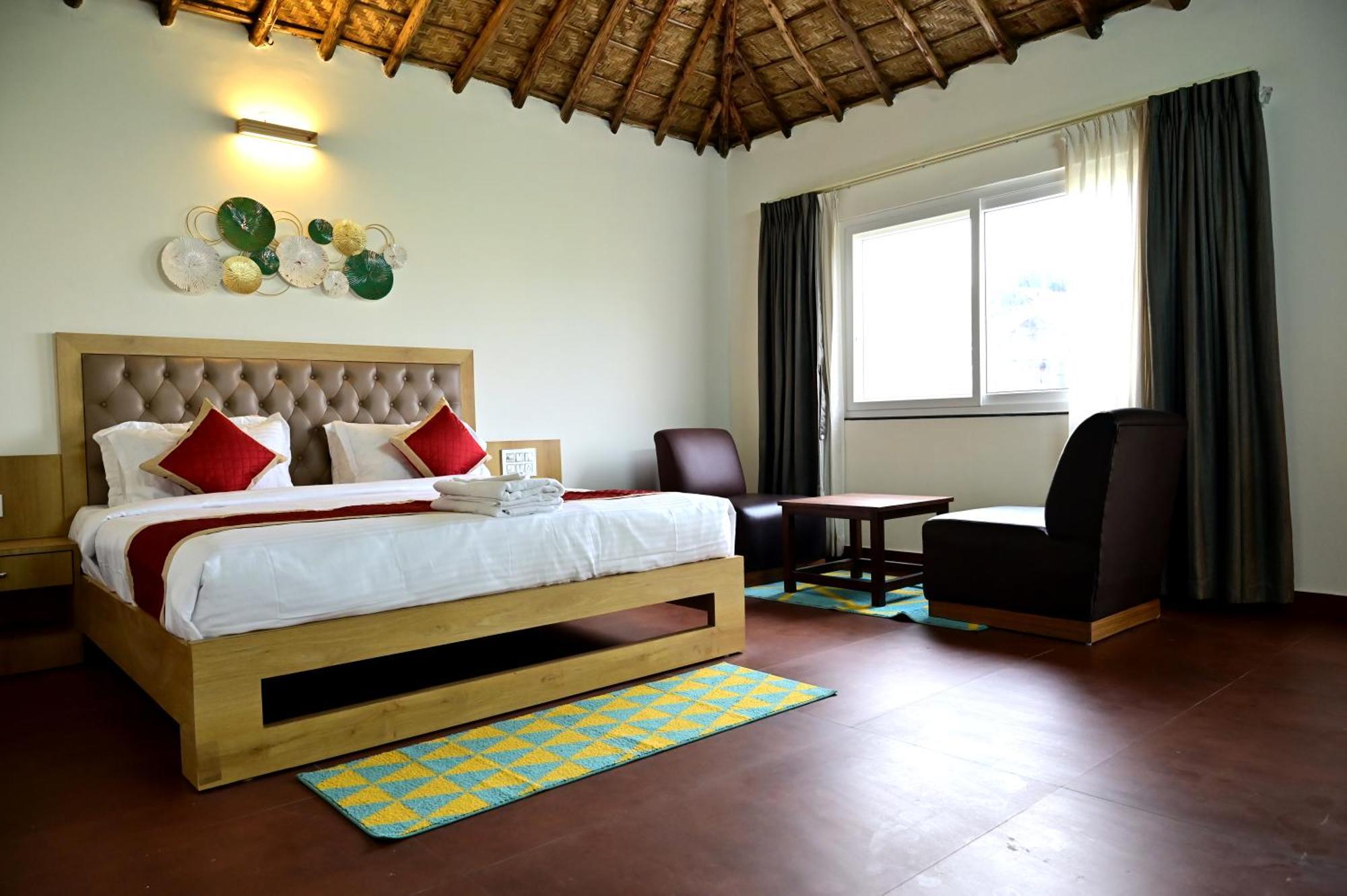 Отель The Hampi Cafe Экстерьер фото